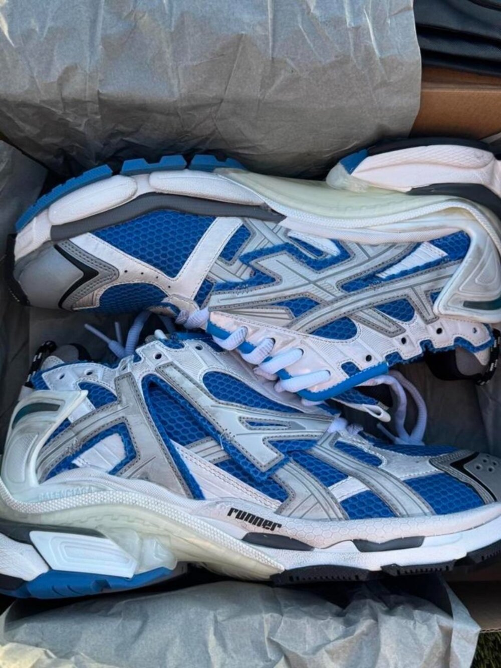 Balenciaga runner